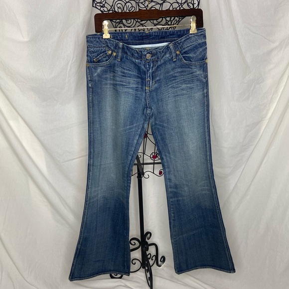 Rock & Republic Roth Flare Jeans Size 29 - Picture 2 of 8